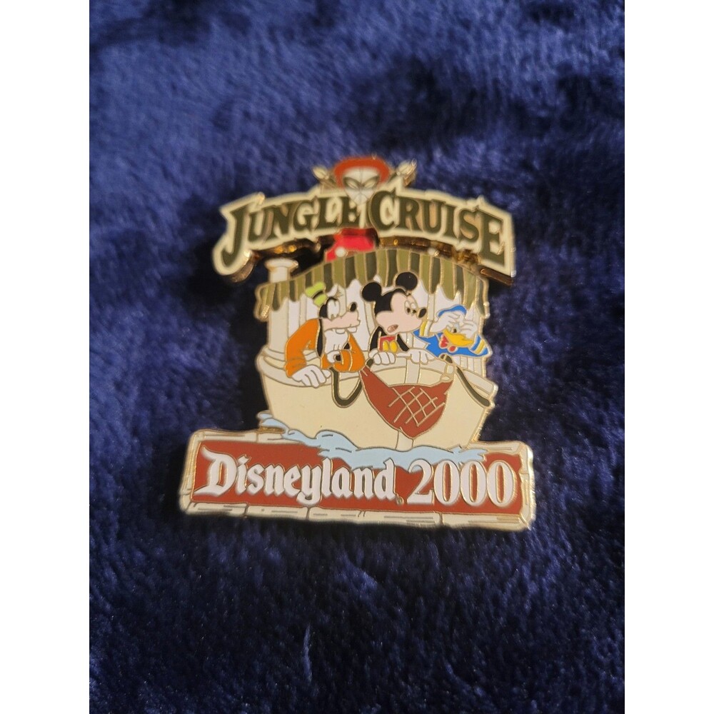 Disney Jungle Cruise 3D Pin Mickey Goofy Donald DLR #101513 2000